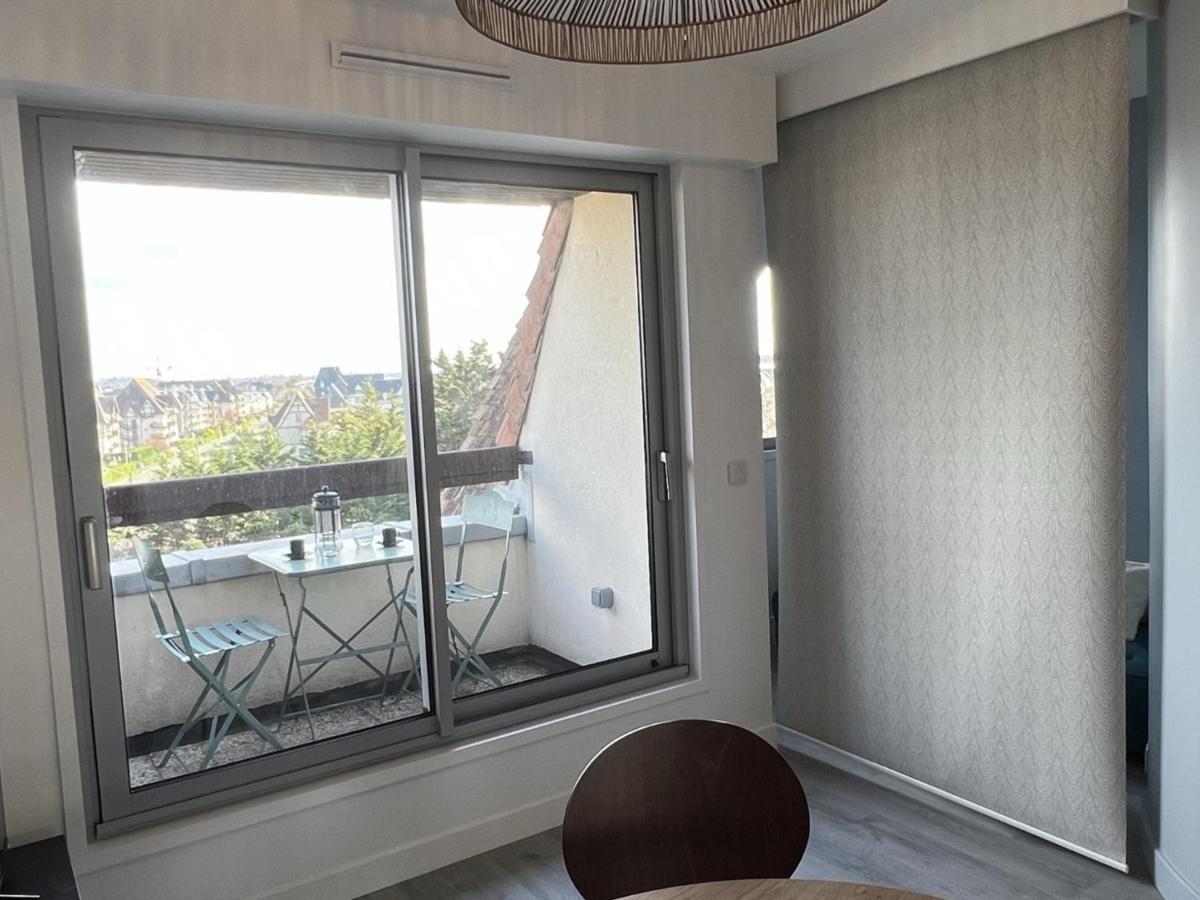 Cabourg : Duplex Renove 2 Pieces, Acces Direct Plage, Fibre, Parking, Cuisine Equipee, 4 Pers. - Fr-1-487-351 المظهر الخارجي الصورة